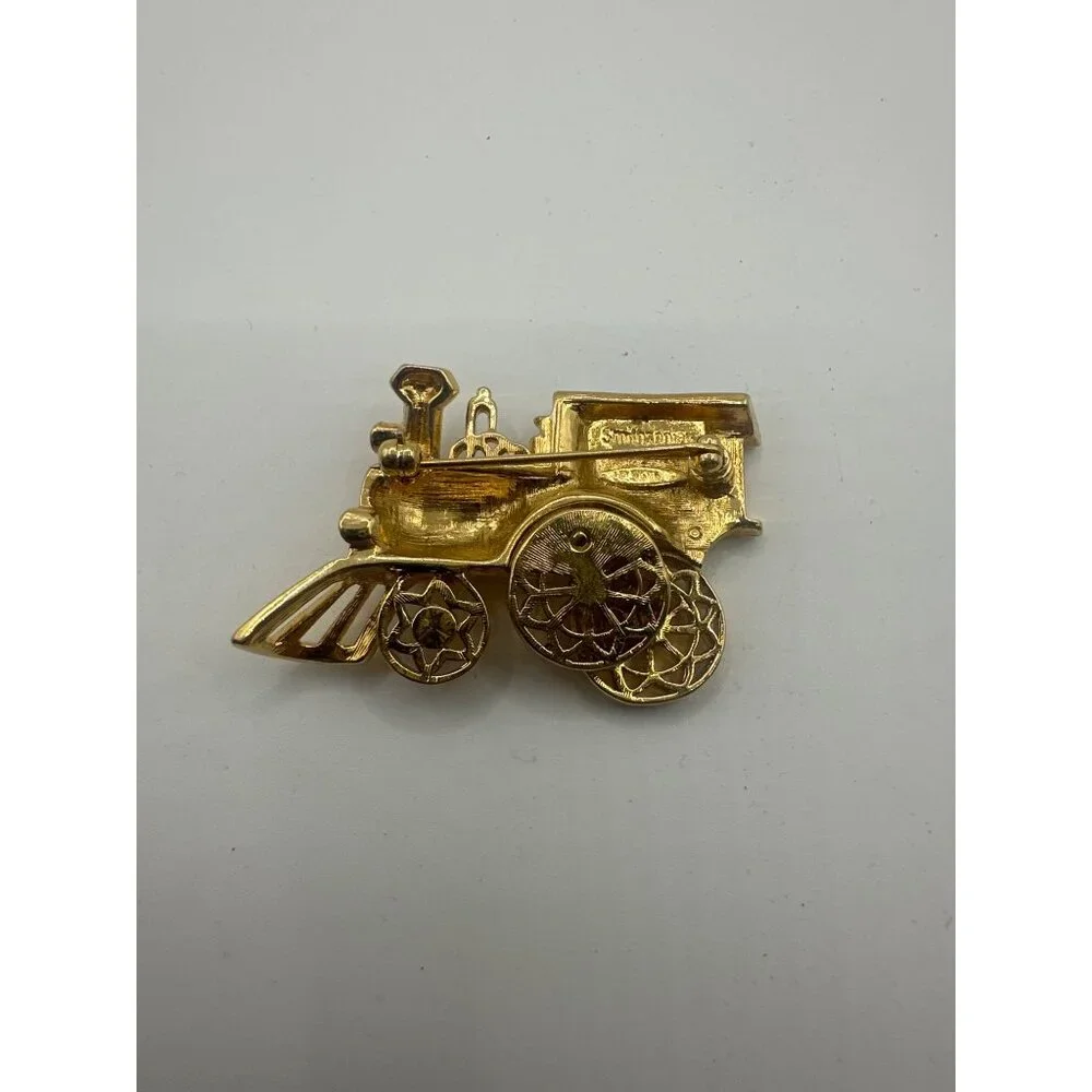 Smithsonian Gold-Tone Train & Christmas Stocking Brooch Pin Set - Picture 2 of 4